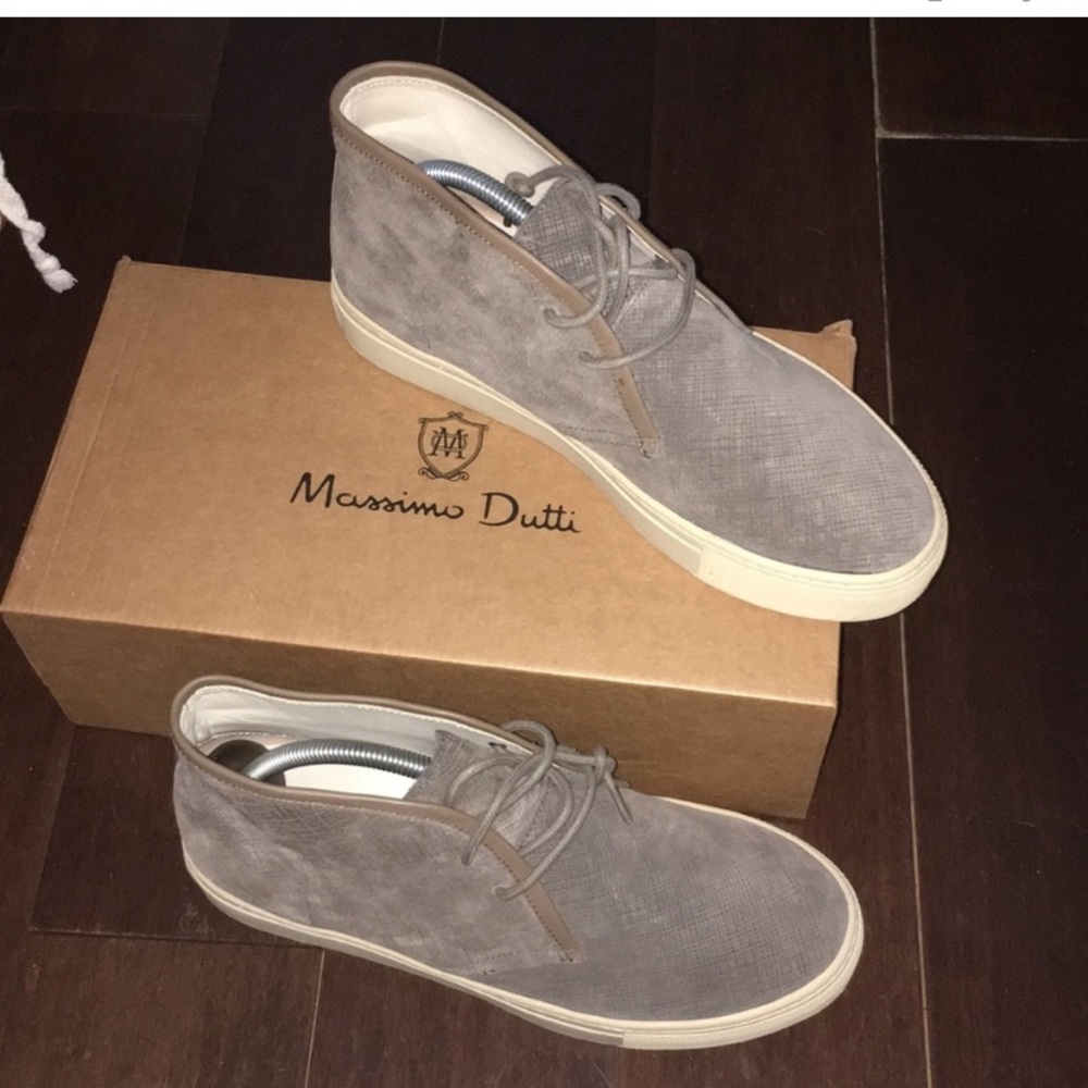 Massimo Dutti Mens Suede Sneakers